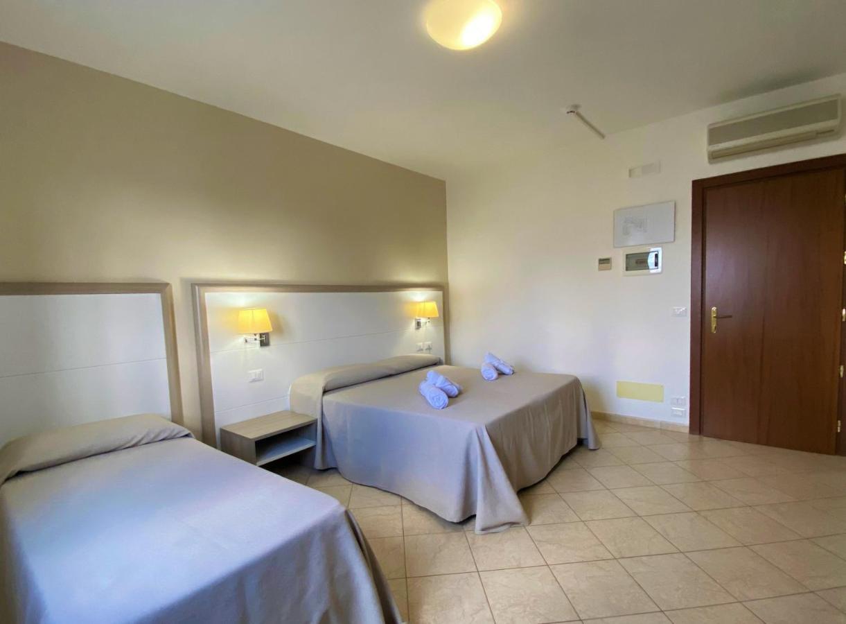 Hotel Victoria توري سانتا سابينا المظهر الخارجي الصورة